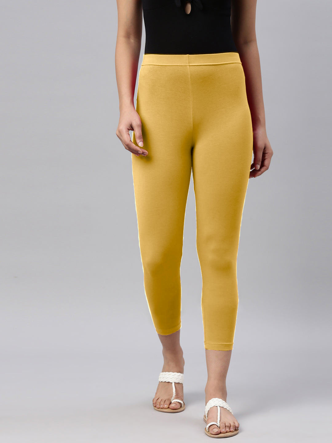 Women Capri Leggings (3/4th) - Golden Yellow