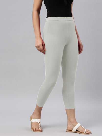 Women Capri Leggings (3/4th) - White