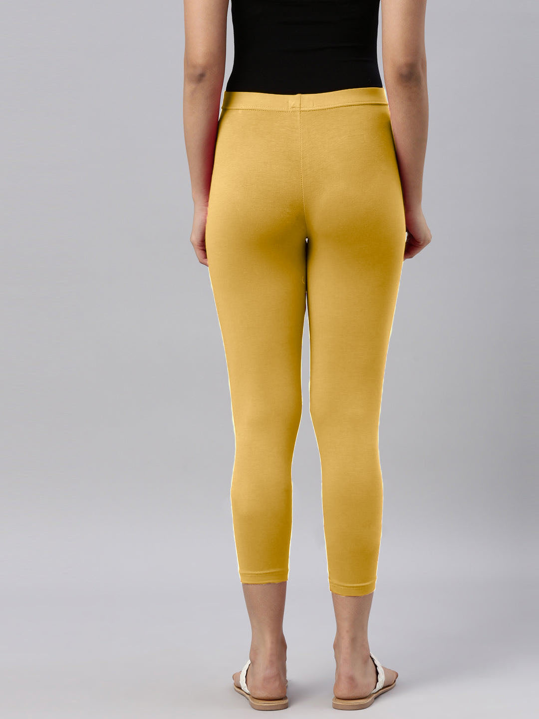 Women Capri Leggings (3/4th) - Golden Yellow