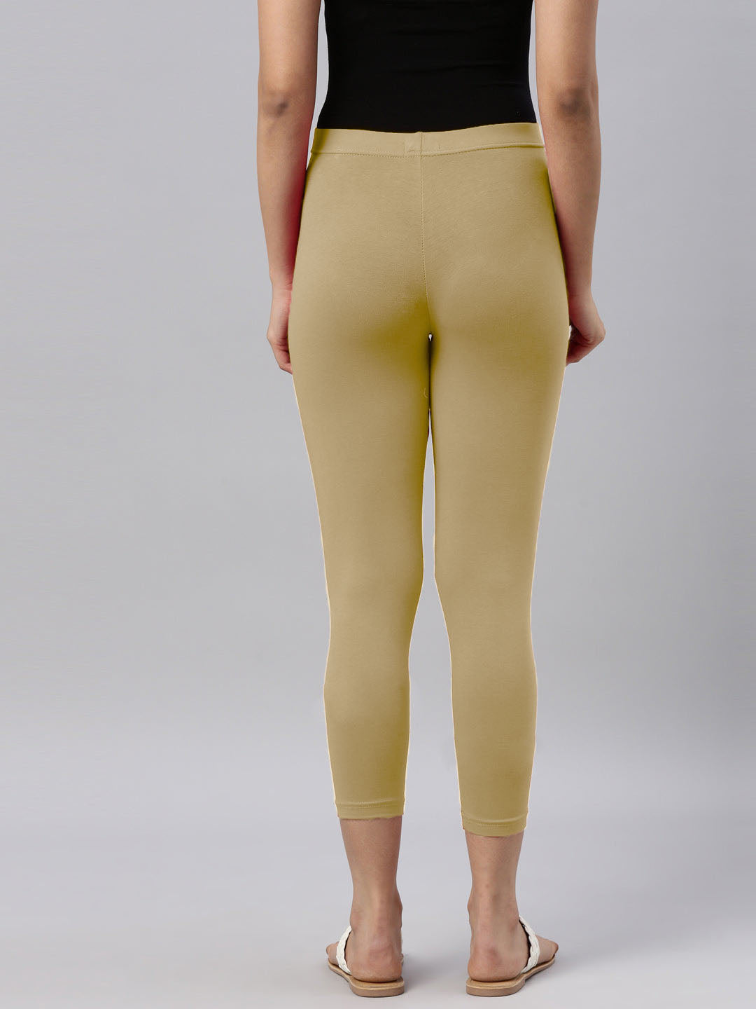 Women Capri Leggings (3/4th)