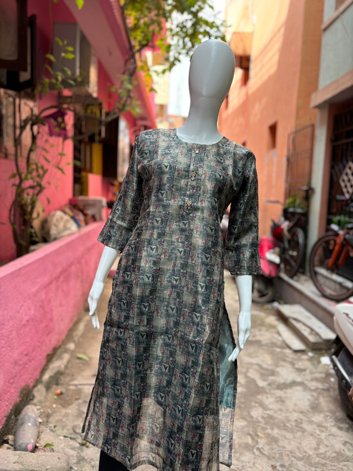 Women Designed  Kurti - Tissue Fabric